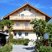Frühstückspension - Haus Alpengruss in Seefeld inTirol im Sommer - HAUS ALPENGRUSS 
