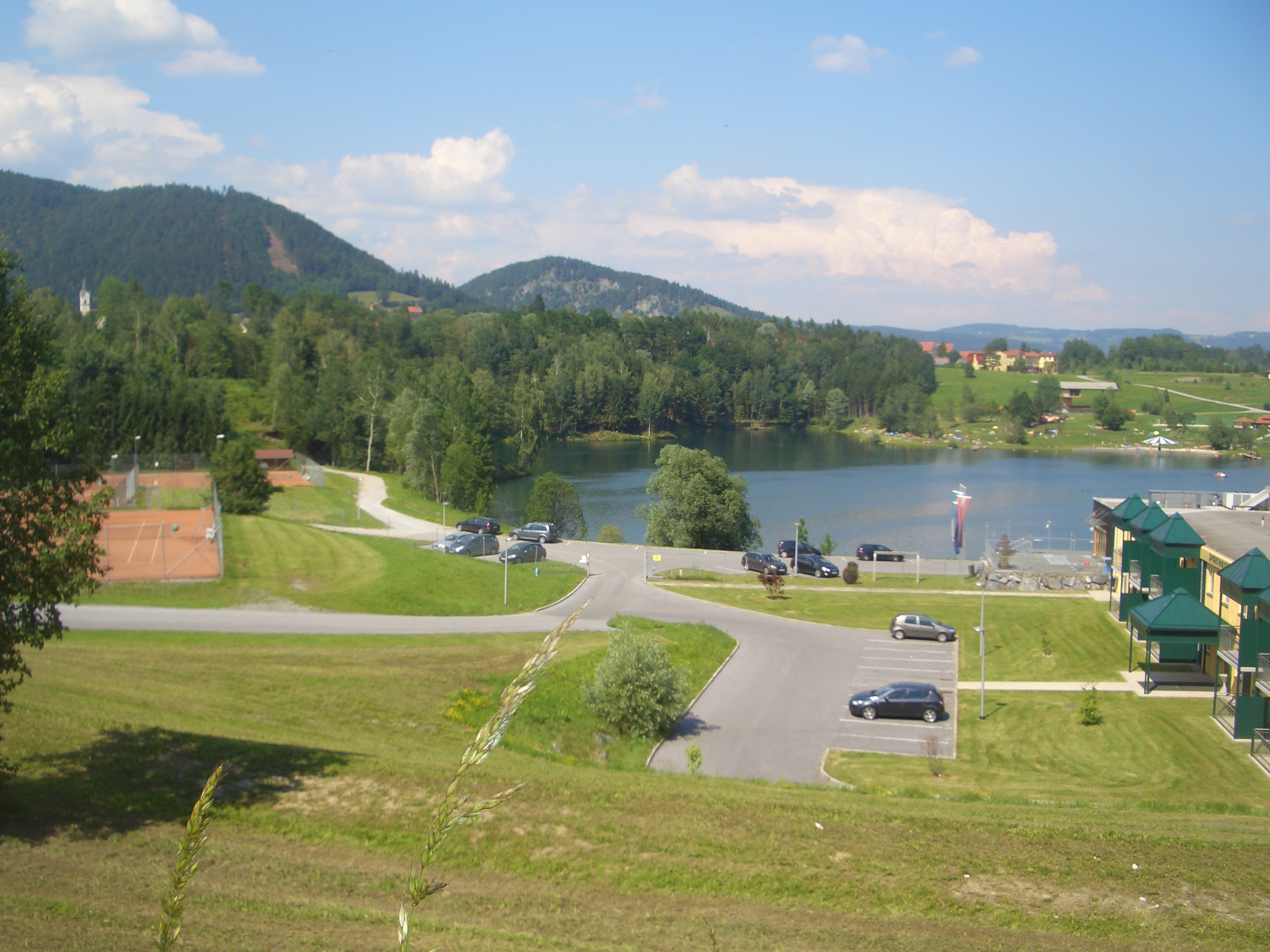 Frühstückspension: Badesee Piberstein mit Tennisanlage - Gästehaus Maria