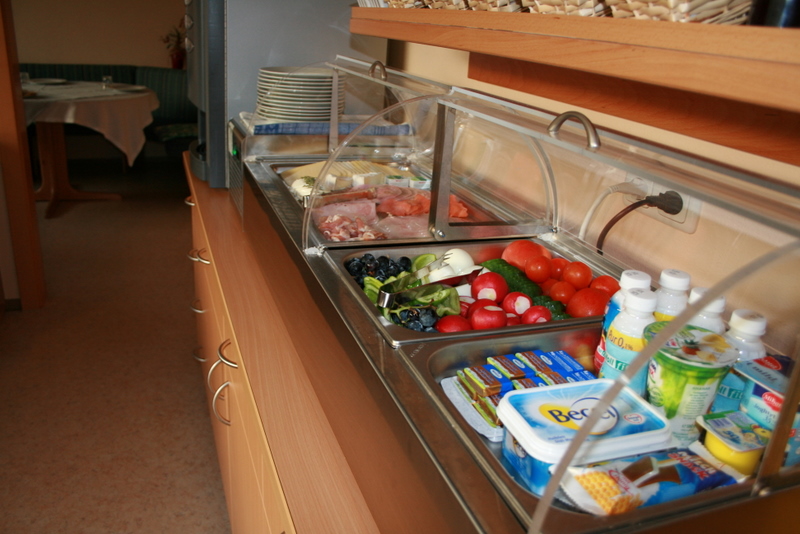 Pensionen - Bad Waltersdorf - Gästehaus Karin