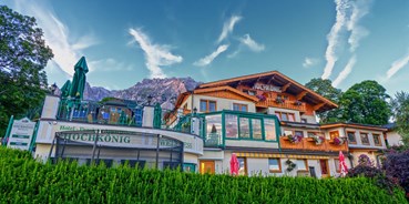 Pensionen - Umgebungsschwerpunkt: Berg - Aussenansicht im Sommer - Hotel Appartement Hochkönig