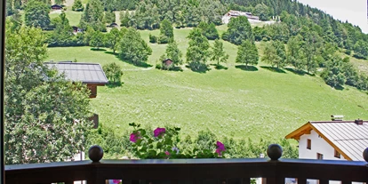 Pensionen - Parkplatz: kostenlos bei der Pension - Leogang - Ausblick Zimmer Elisabeth - Zimmervermietung Babsy