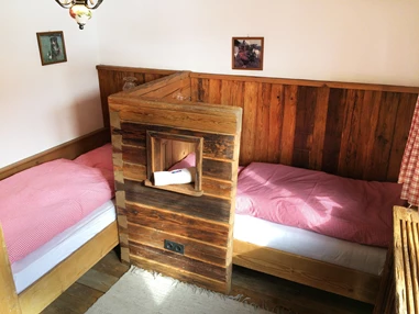 Frühstückspension: Kinderzimmer mit zwei separaten Betten (180 cm und 190 cm) - Jakobbauer