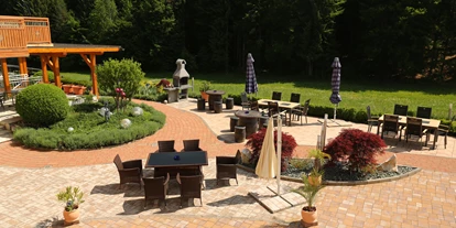 Pensionen - Parkplatz: kostenlos bei der Pension - Faakersee - Terrasse  - Gästehaus Karoline