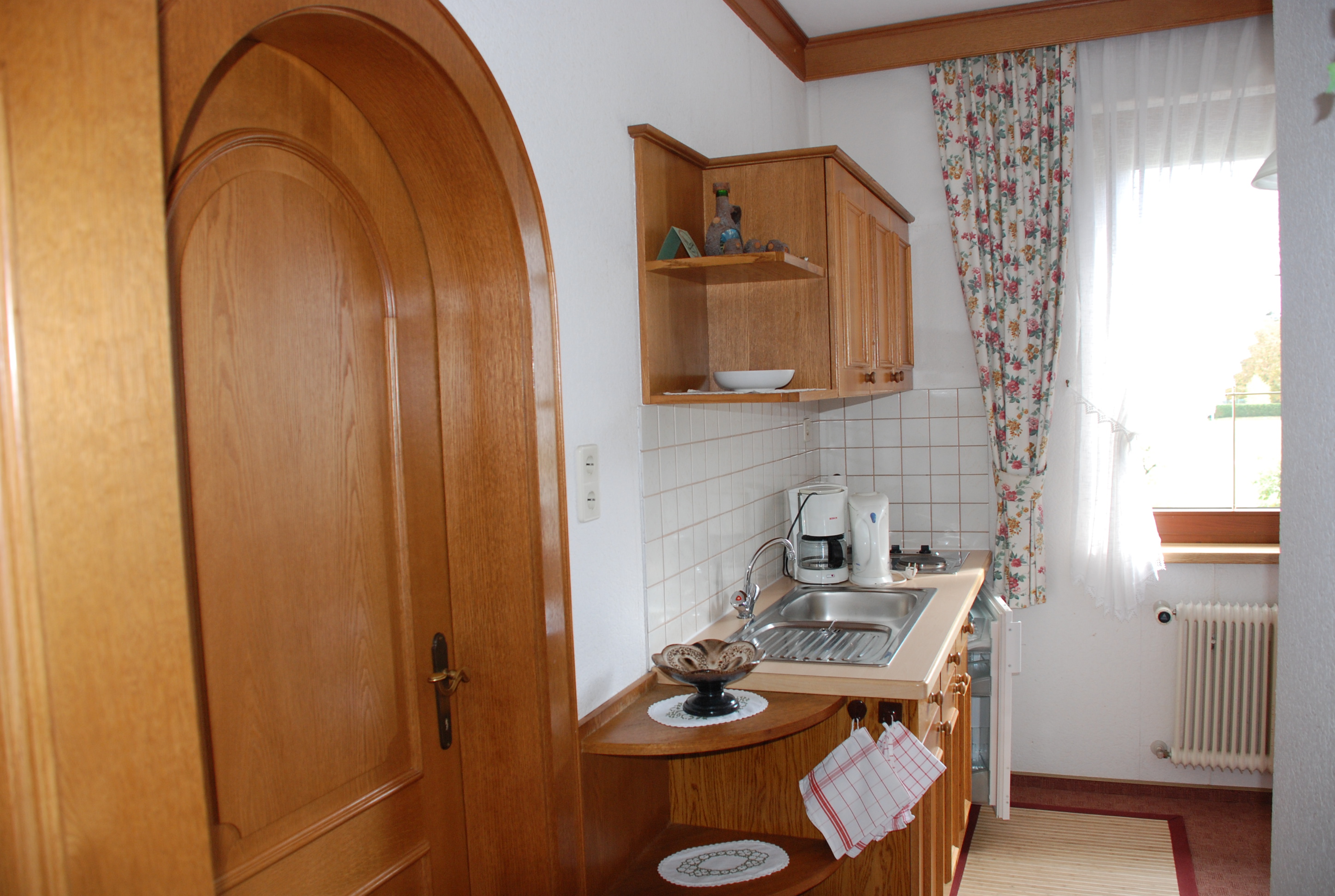 Frühstückspension: Kleine Küche im eigenen Raum in der FV 50 m² - Pension Leyrer