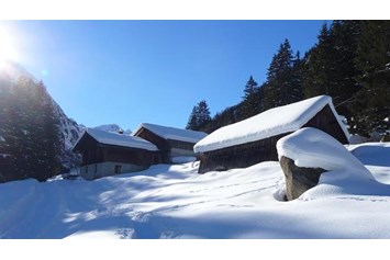 Frühstückspension: Oberbergtal Schneeschuhwanderung 2013 - Haus Sarah