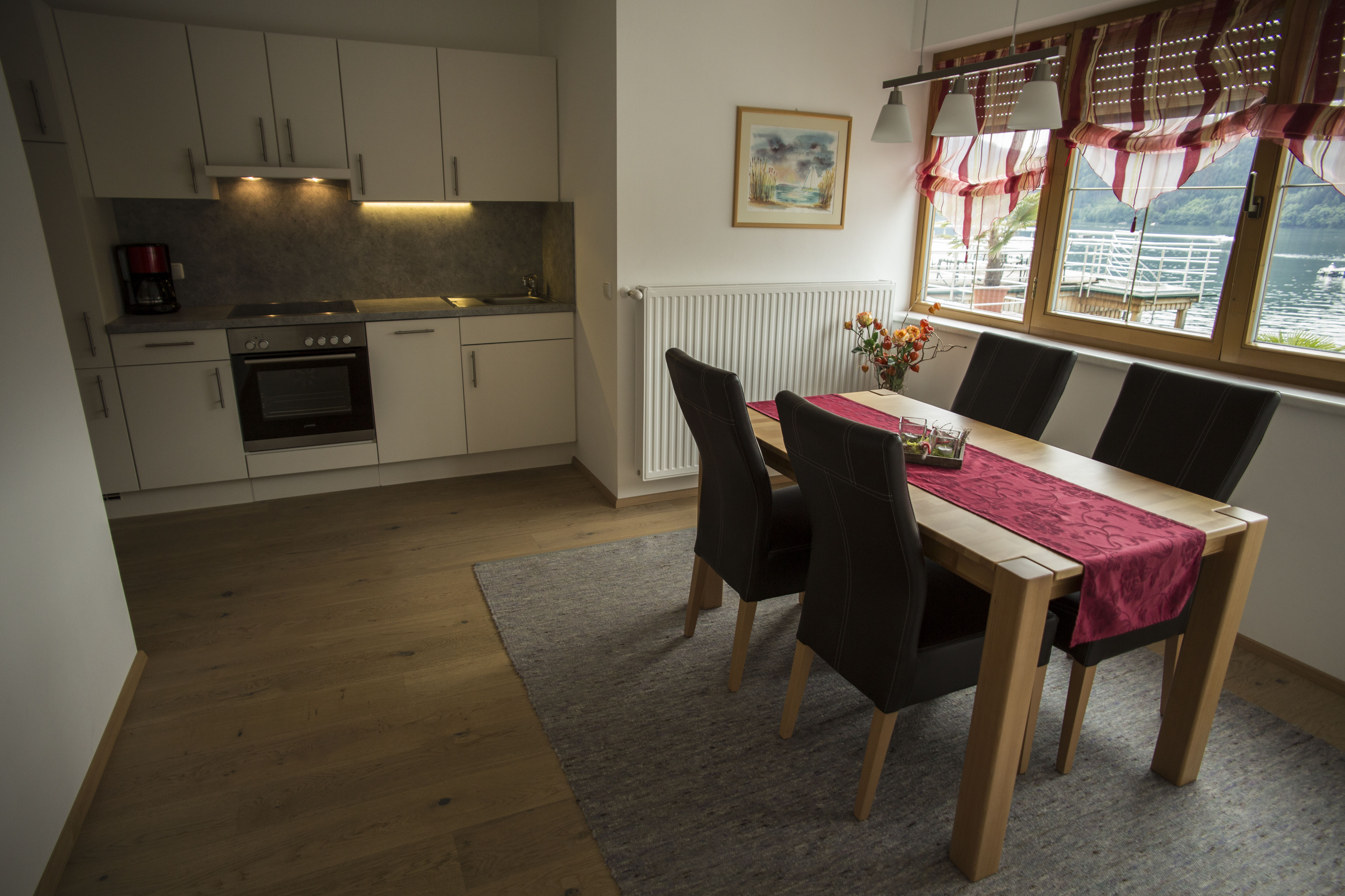 Frühstückspension: Ferienwohnung Küche  - Seehaus Schirg