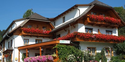Pensionen - Balkon - Feldkirchen in Kärnten - Gasthof Bärnwirt