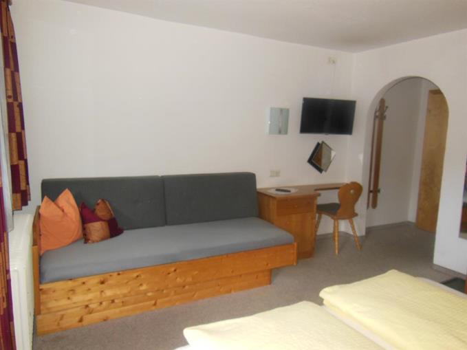 Pensionen - Fulpmes - Gästehaus Abenthung