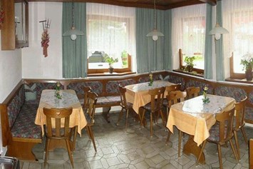 Frühstückspension: Gästeheim Many