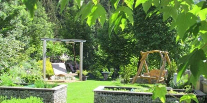 Pensionen - Restaurant - Blick auf unsere Ruheoase. - Waldpension Ranner - Ferienwohnungen