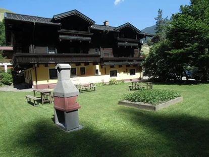 Pensionen - Parkplatz: kostenlos bei der Pension - Leogang - Pension Lederergütl