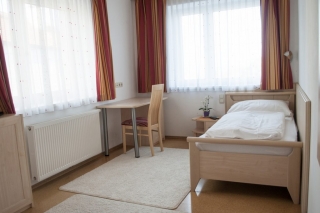 Pensionen - weitere Verpflegungsmöglichkeiten: Nachmittagskaffee - Einzelzimmer - Wirt z´Bairing