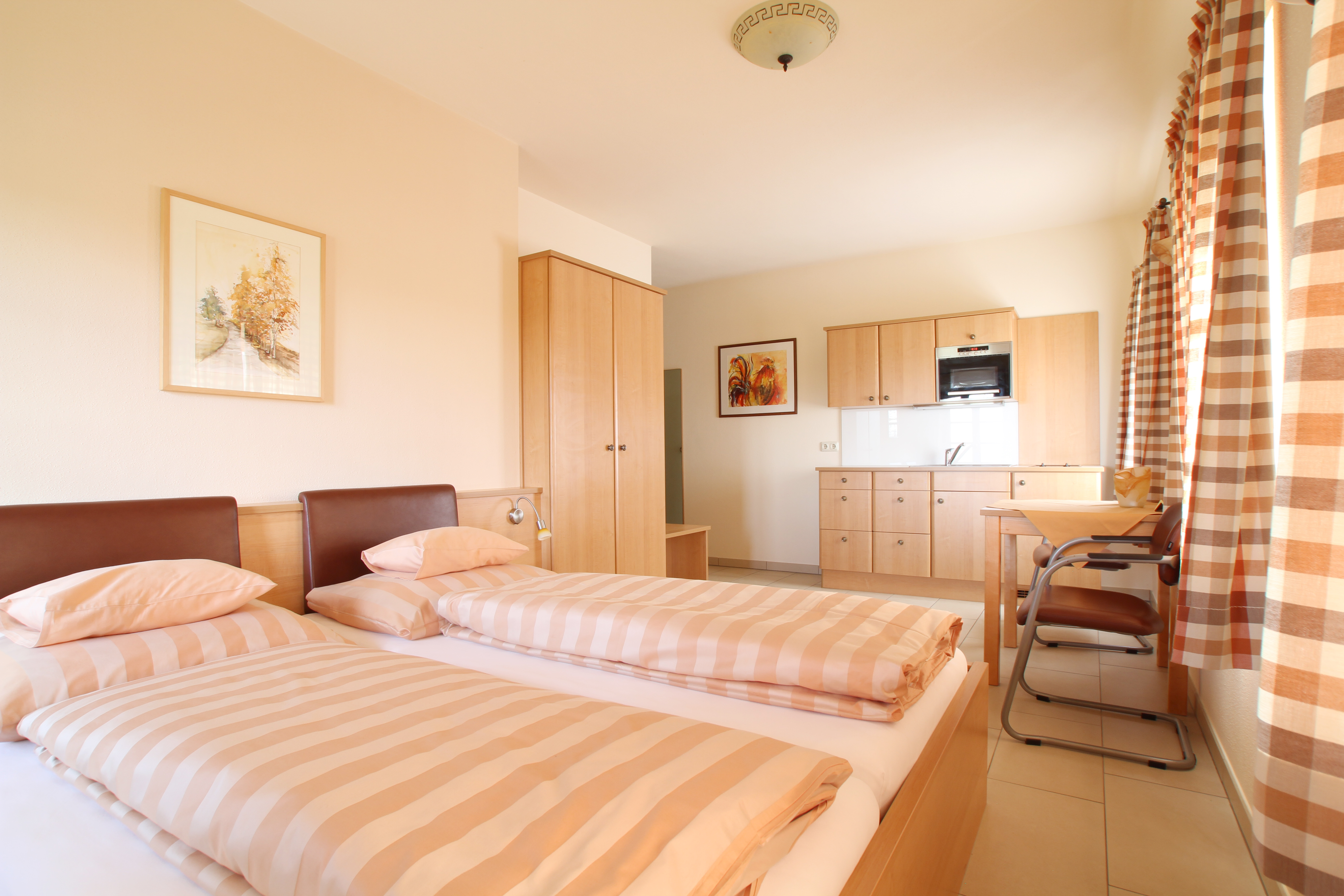 Frühstückspension: Doppelzimmer - Bauernhofpension Herzig zu Laah