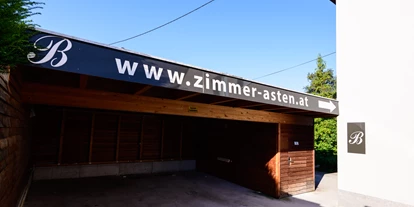 Pensionen - Steinbach an der Steyr - Carport - 24/7 Zimmer Asten