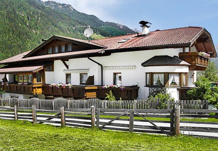 Pensionen - Fritzens - Haus Pinnistor