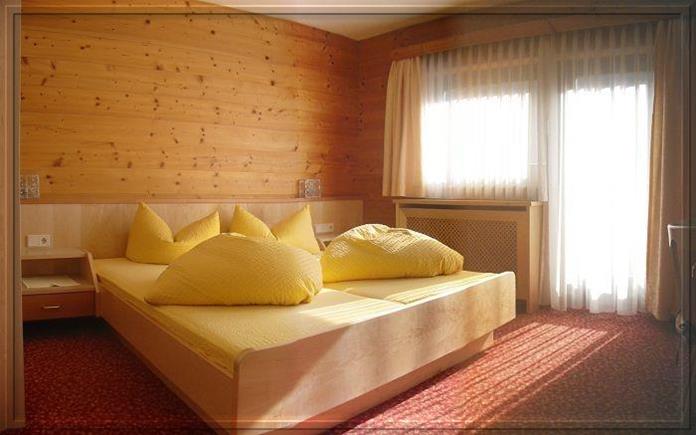 Pensionen - Fritzens - Pension Kristall