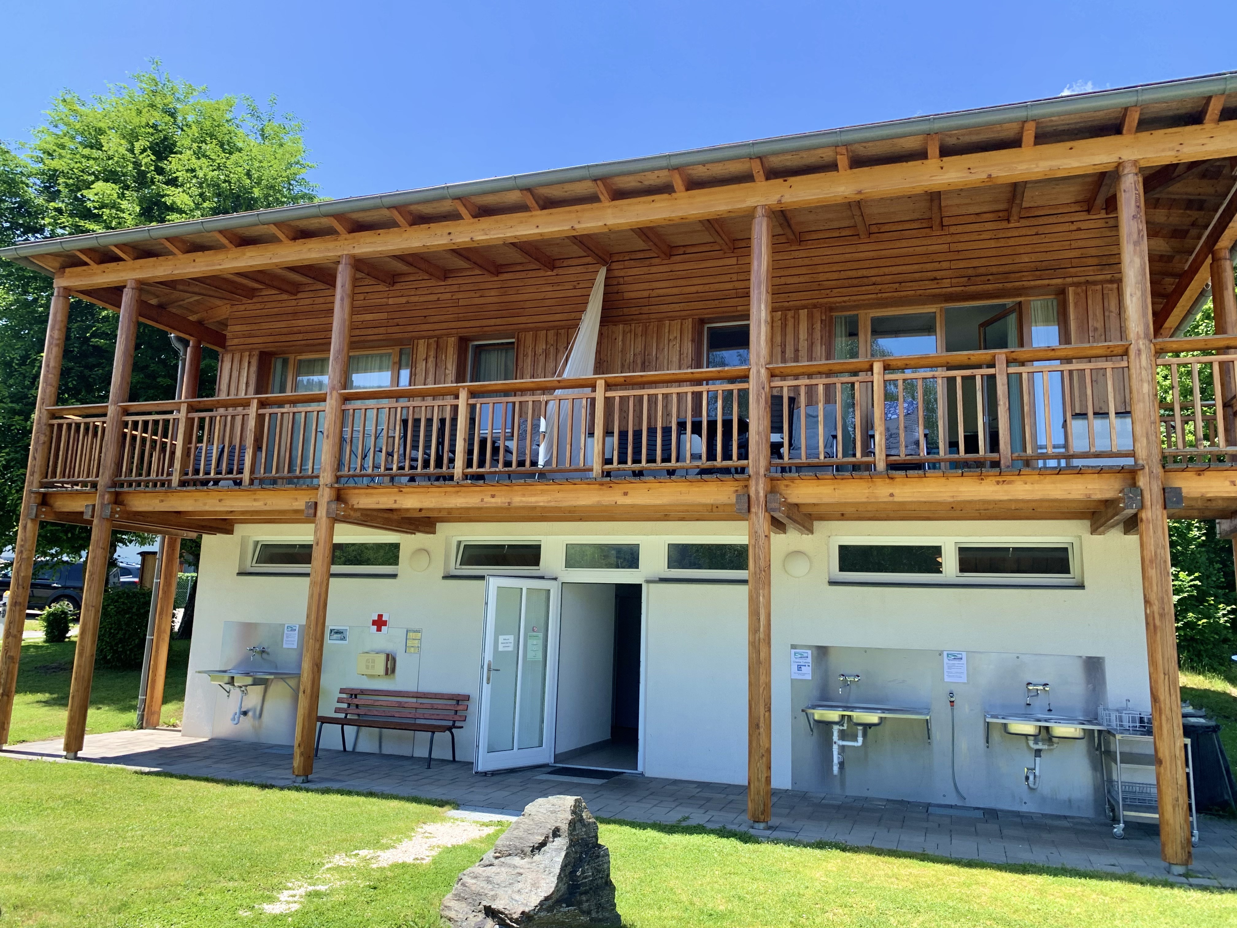 Frühstückspension: Sanitär Gebäude - See-Areal Steindorf