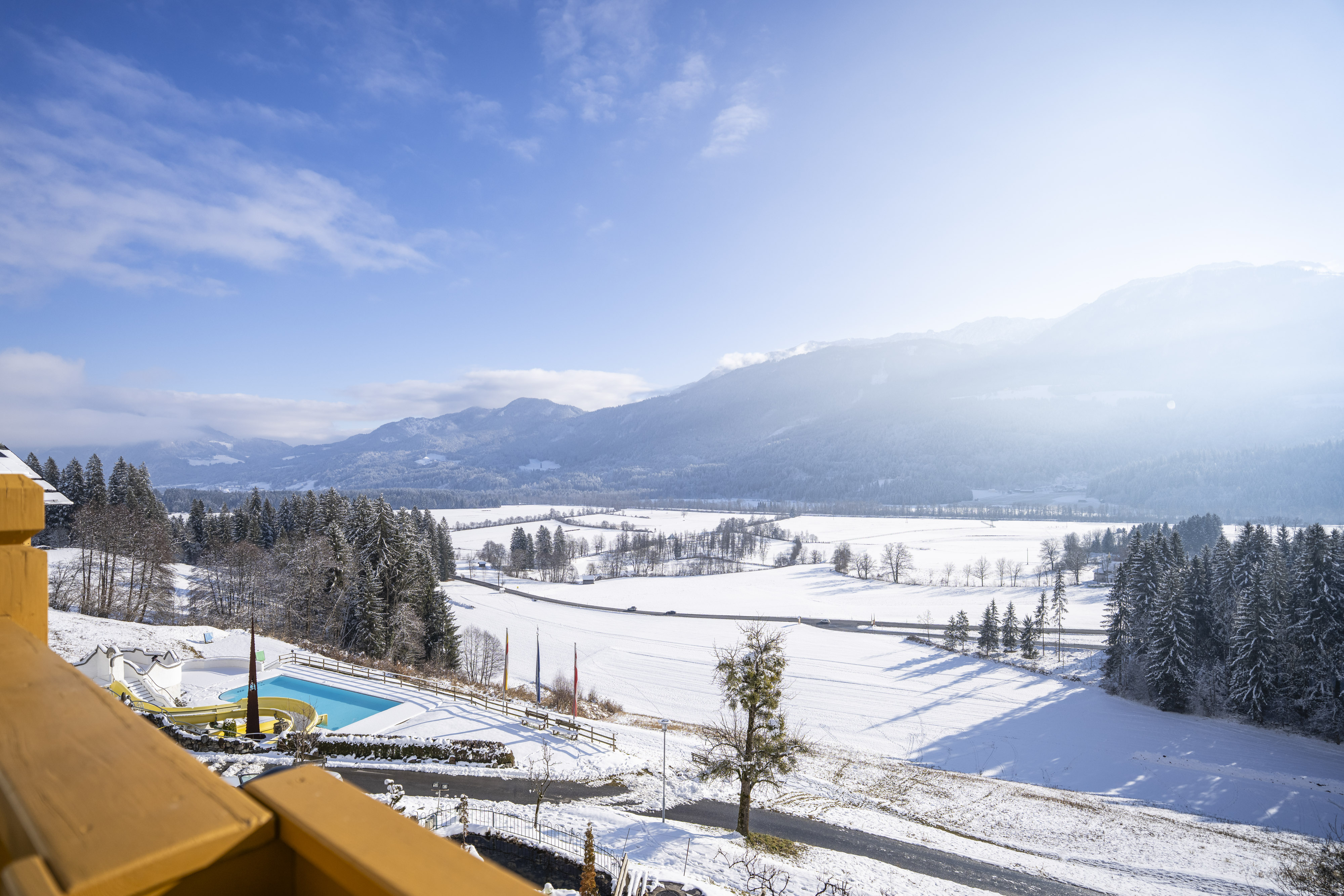 Frühstückspension: Ausblick vom Balkon nach Süden - Hotel Glocknerhof