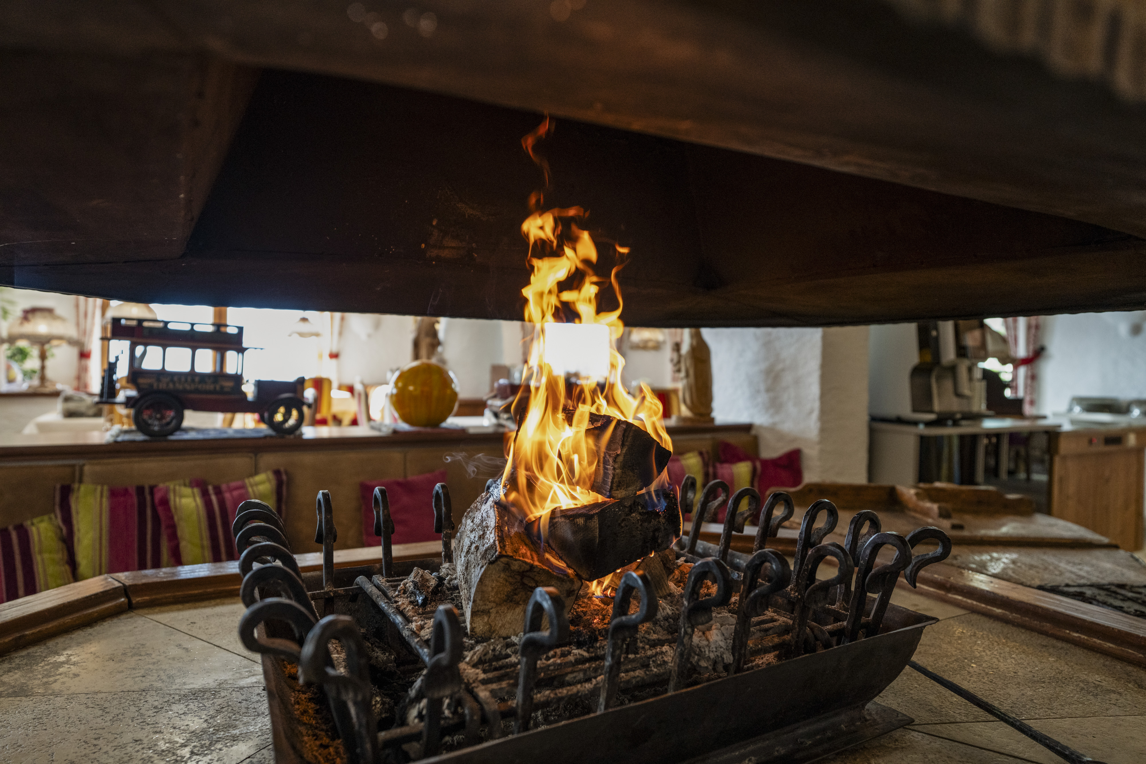 Frühstückspension: Offener Kamin - Hotel Glocknerhof