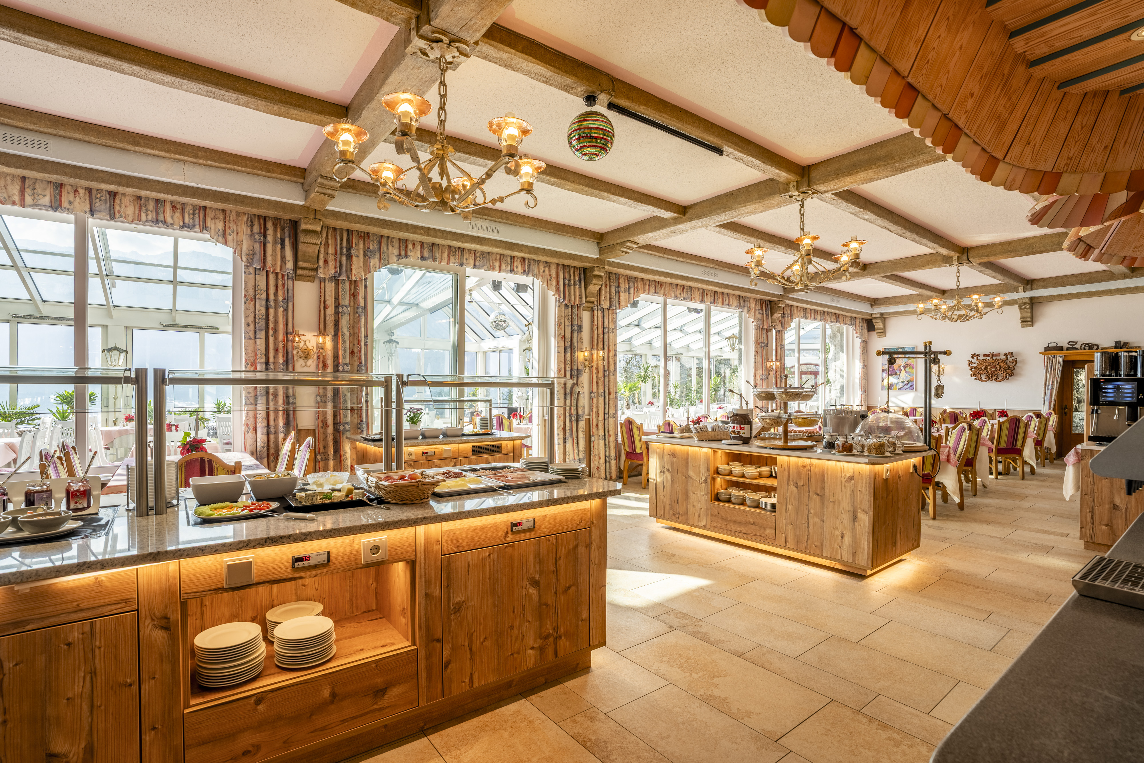 Frühstückspension: Frühstücksbuffet - Hotel Glocknerhof