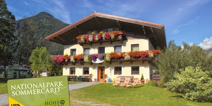 Pensionen - Parkplatz: kostenlos bei der Pension - Alpbach - "Im Sommer ein idealer Ausgangspunkt für Wanderungen und Radtouren in die Tauerntäler" - NATURPENSION Mühlhof