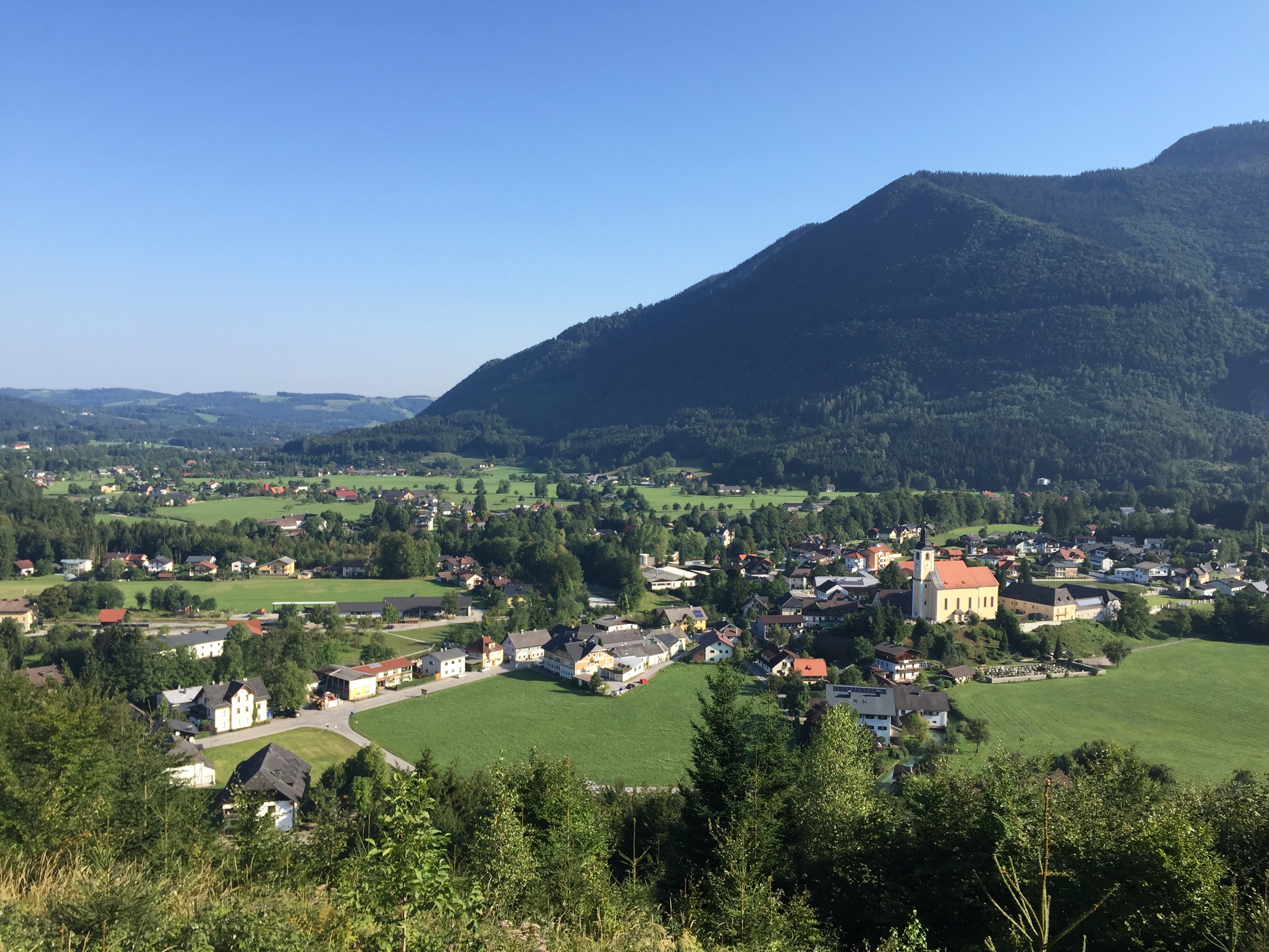 Pensionen - Pinsdorf - Ortsansicht Grünau - Pension Kasbergblick
