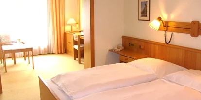 Pensionen - Parkplatz: kostenlos bei der Pension - Hallstatt - Juniorsuite - Gasthof Hirlatz