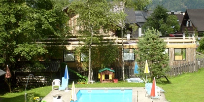 Pensionen - Parkplatz: kostenlos bei der Pension - Hallstatt - Garten - Gasthof Hirlatz