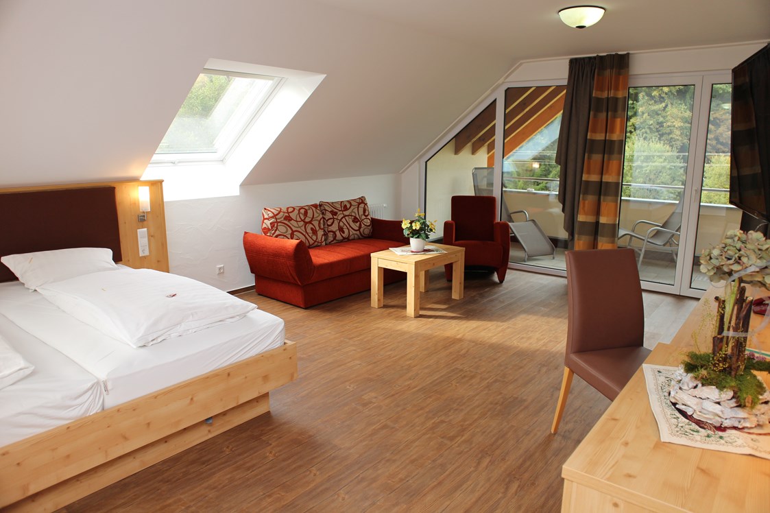 Frühstückspension: Barrierefreie Suite "Adlerhorst"
(56 qm) mit 2 Doppelzimmer - Landgasthof Adler-Pelzmühle