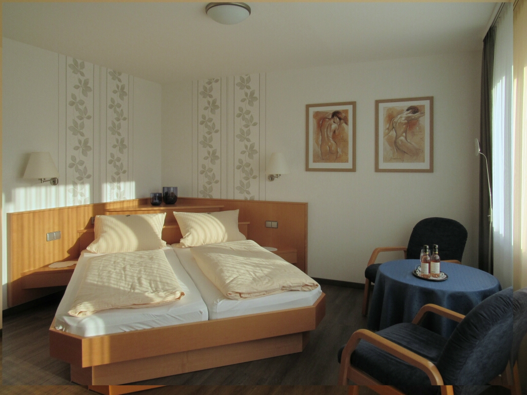 Gästehaus Wörner Zimmerkategorien Doppelzimmer mit Balkon