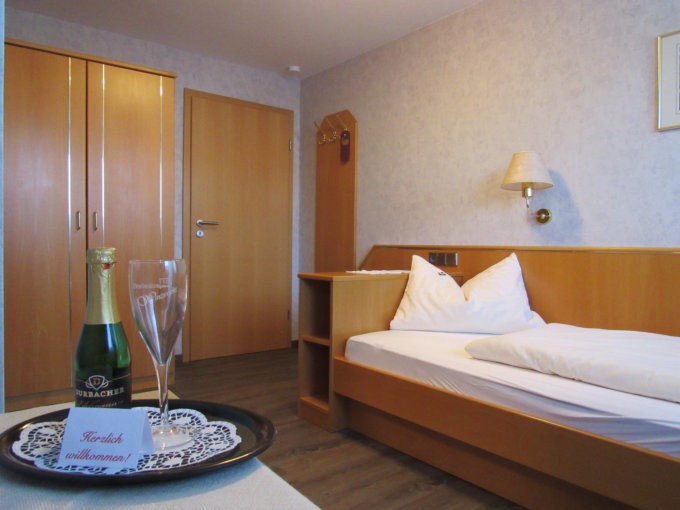 Gästehaus Wörner Zimmerkategorien Einzelzimmer