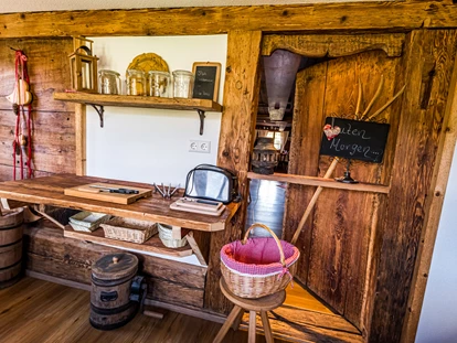 Pensionen - Art der Pension: Ferienwohnung - Titisee-Neustadt - Frühstücksraum
für das leckere & regionale Landfrühstück  - Gästehaus HolzerKreuz