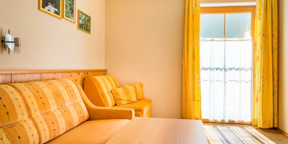 Pensionen - Parkplatz: kostenlos bei der Pension - Alpbach - Wohnzimmer Wildkogelblick - Obertrattenbachhof