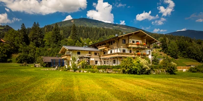 Pensionen - Parkplatz: kostenlos bei der Pension - Alpbach - Hausansicht - Obertrattenbachhof