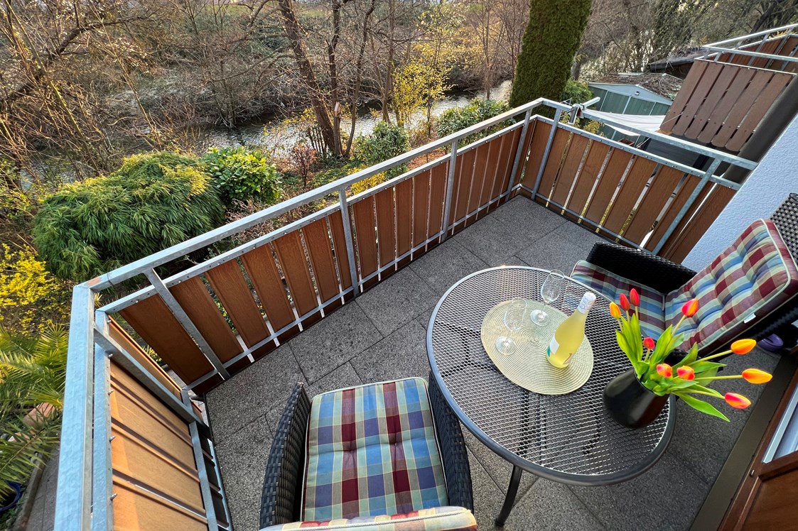 Frühstückspension: 2-Raum Apartment  alle Balkone mit Aachblick - Gästehaus Aachblick am Bodensee, exklusive Apartments