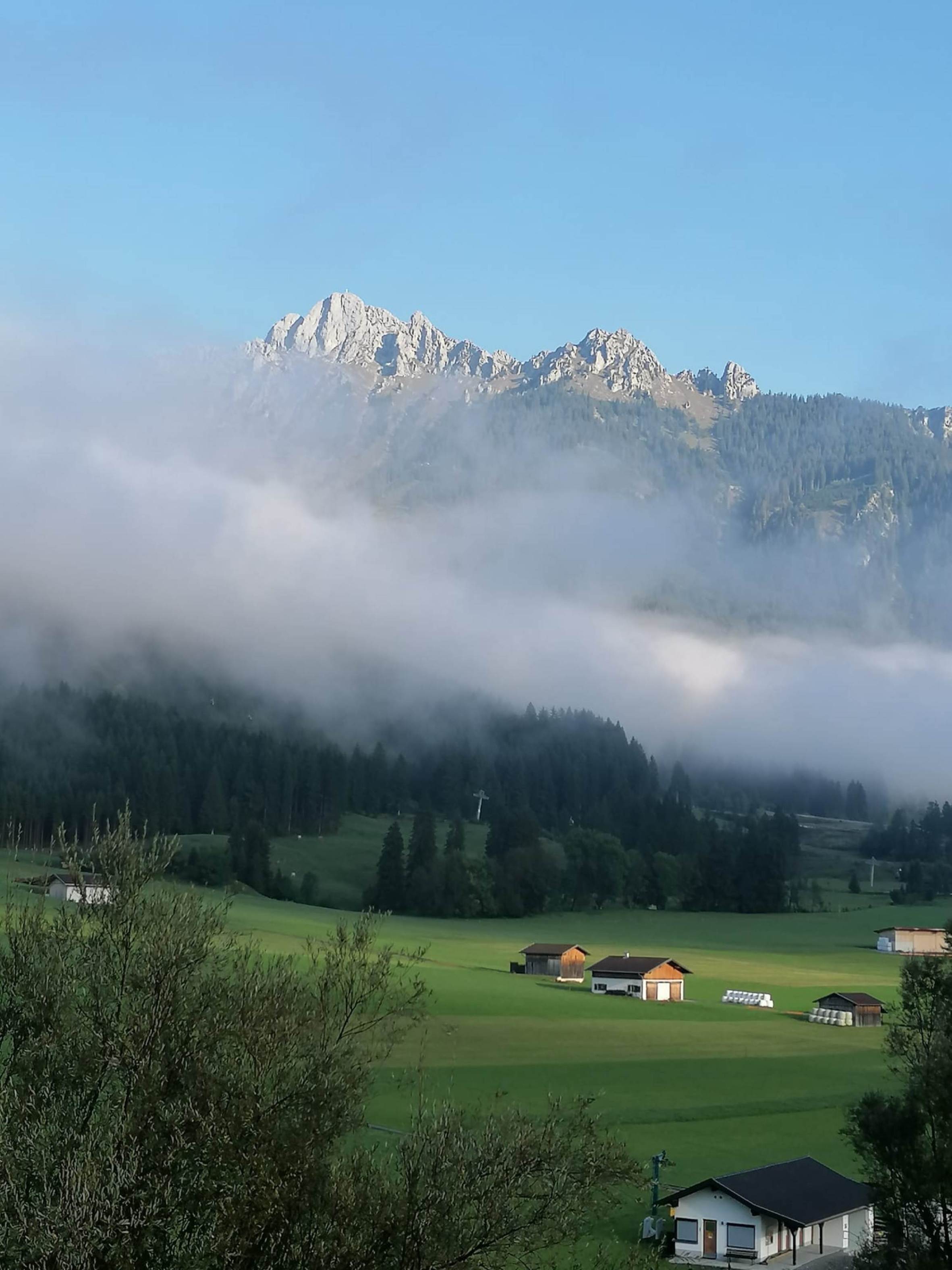 KOMFORT-FEWO BERGWELT HAHNENKAMM   - Lechtal - So/Wi Ausflugsziele Ausblick Fewo