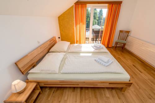 Pensionen - Art der Pension: Gasthaus mit Zimmervermietung - Österreich - Naturgut Gailtal