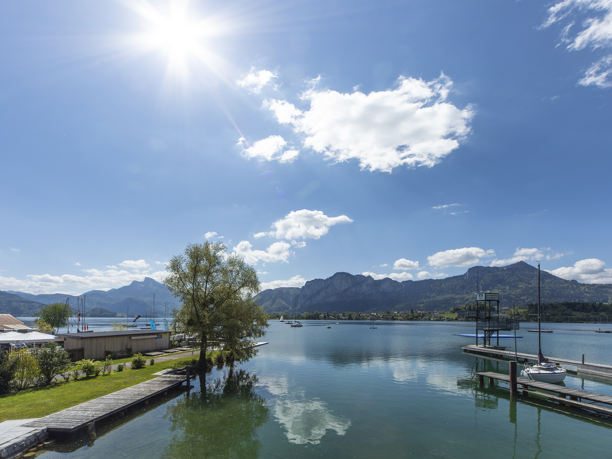 Frühstückspension: Blick vom Gästebalkon - Seepension Hemetsberger