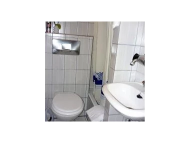 Frühstückspension: Naßzelle - Haus Stuttgart