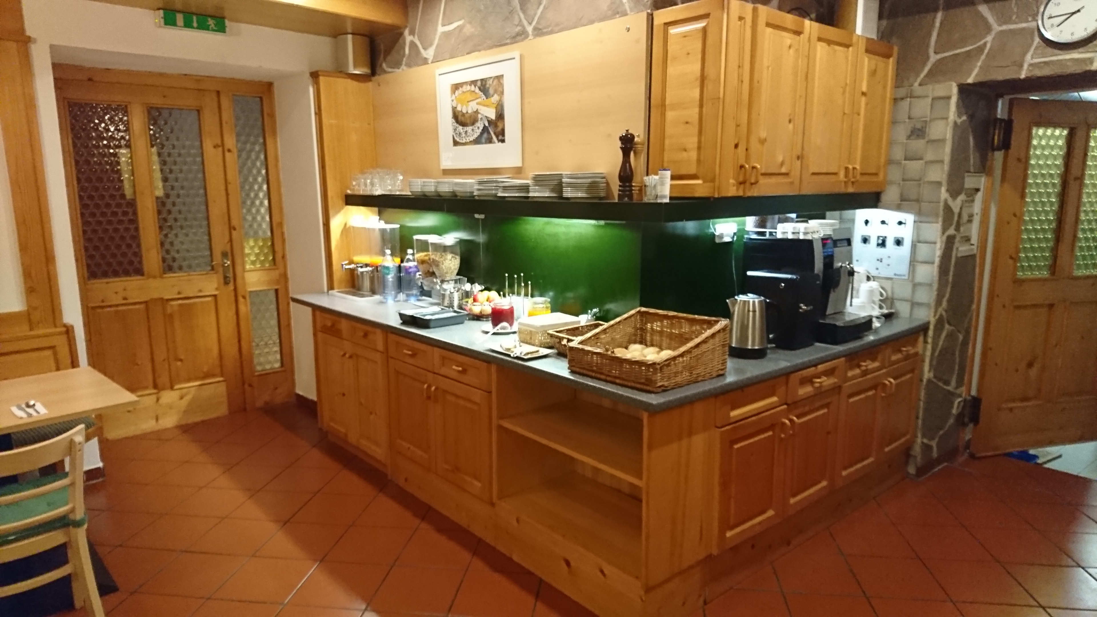 Frühstückspension: Frühstücksbuffet - Hotel & Vinothek Schwarzer Adler Ottensheim