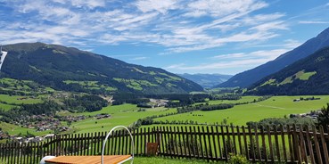 Pensionen - PLZ 5741 (Österreich) - Dieses Panorama erwartet Sie wenn Sie auf unserer Terrasse oder den Zimmern mit Balkon platz nehmen und die einzigartige Aussicht genießen. - Gasthof Friedburg