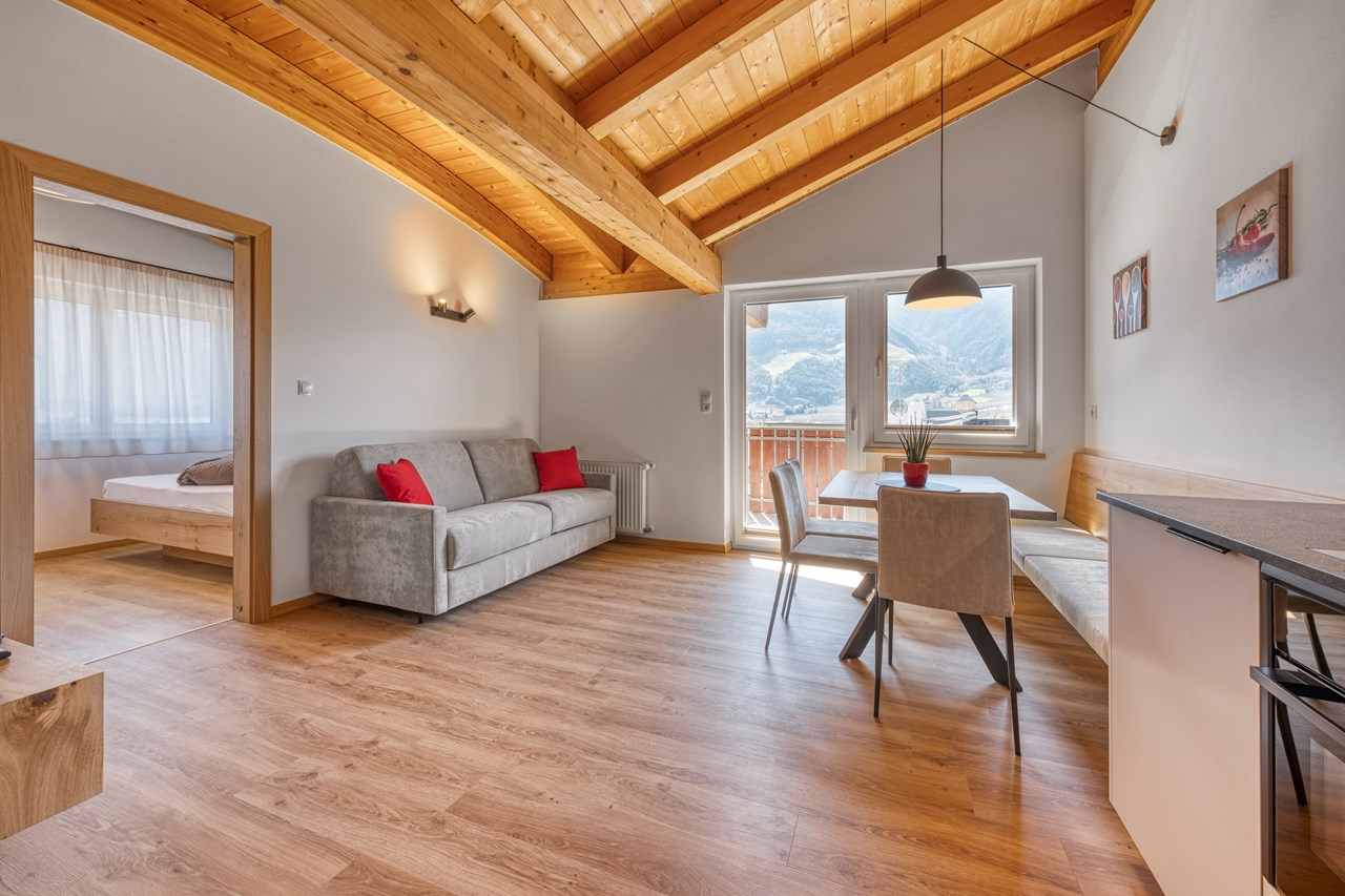 Schmiedhof Zimmerkategorien Mansardenwohnung Hirzer