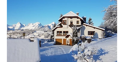 Pensionen - Steinbach an der Steyr - Traumaussicht auf die Bergwelt der Urlaubsregion Pyhrn Priel
Gratis Parkplätze beim Haus Löger - Haus Löger Apartments