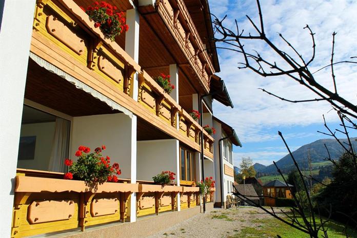 Frühstückspension: Haus Löger Apartments - Südbalkone (Pyhrn Priel, Oberösterreich) - Haus Löger Apartments Pyhrn Priel