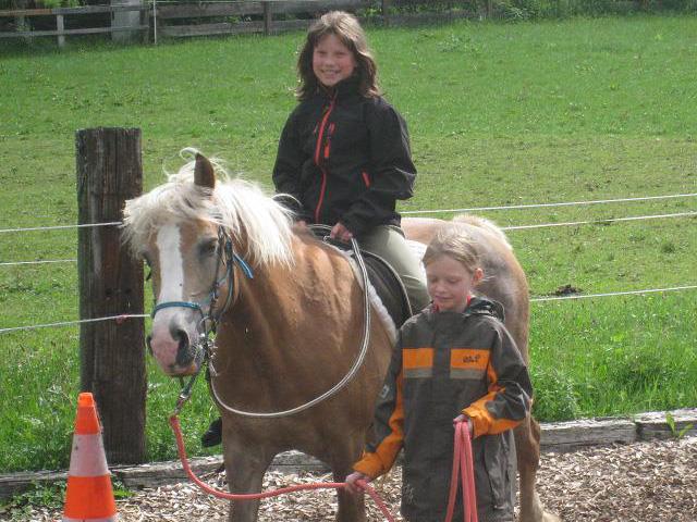 Frühstückspension: Kinder- und Familienbauernhof Christa