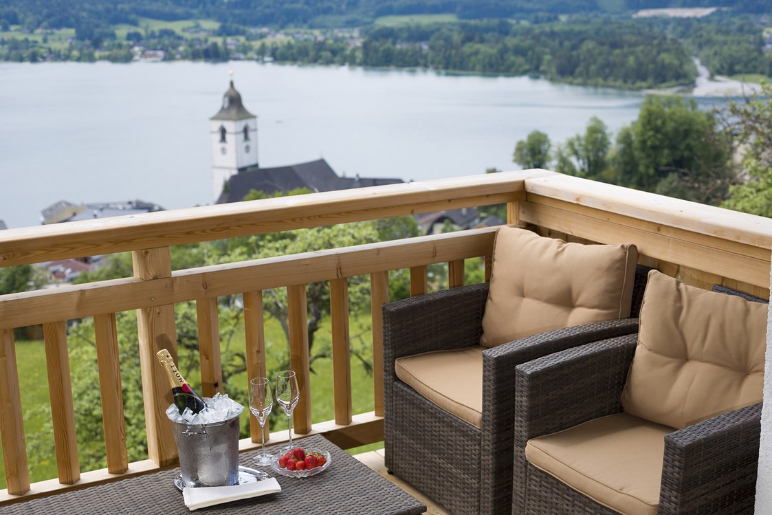 Frühstückspension: Blick vom Balkon - Urlaub am Altroiterhof