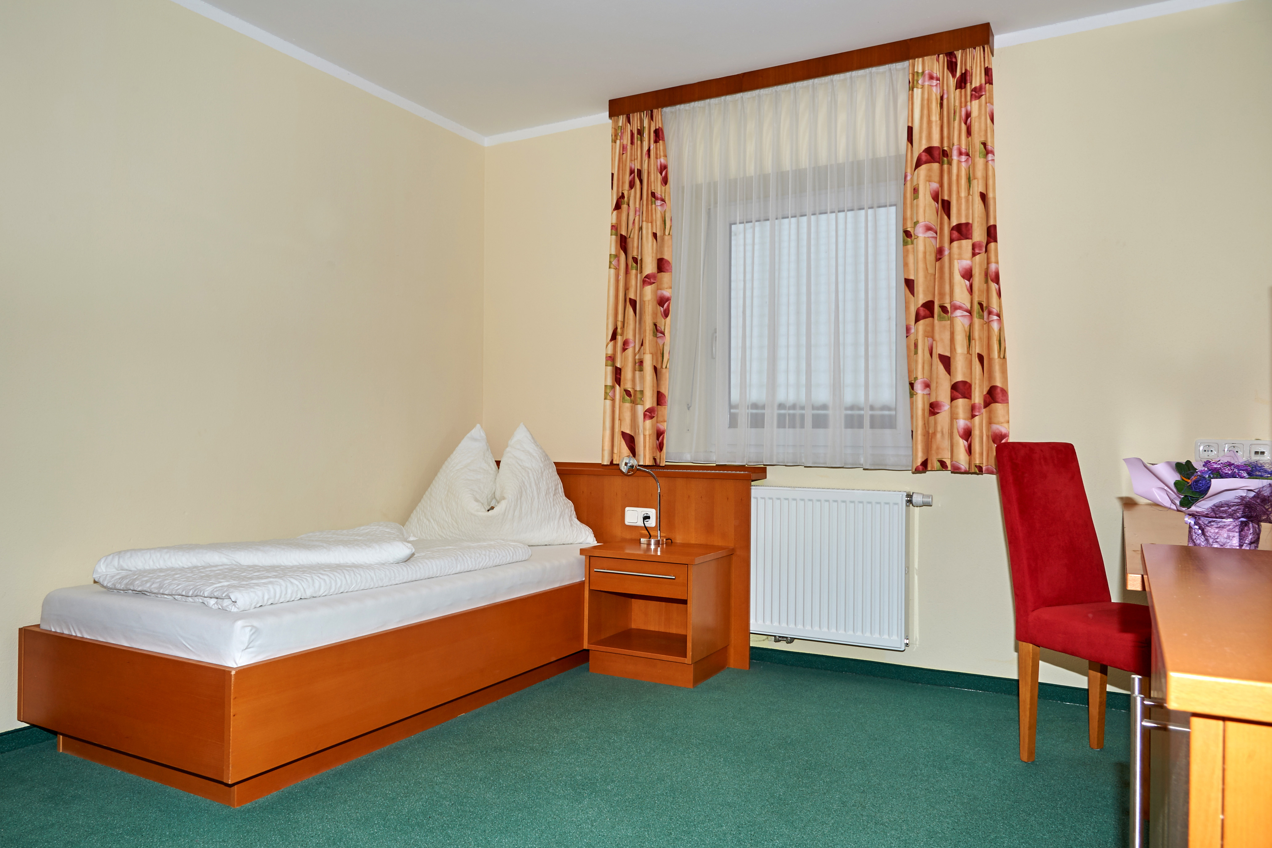 Pensionen - Eferding - Einzelzimmer - Pension Oberpfennigmayrgut