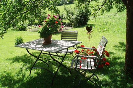 Frühstückspension: garten - Oberfarnwang