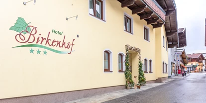 Pensionen - Parkplatz: kostenlos bei der Pension - Leogang - Fassade Birkenhof - Frühstückshotel Birkenhof