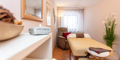 Pensionen - Parkplatz: kostenlos bei der Pension - Leogang - Massageraum - Frühstückshotel Birkenhof
